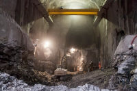  <p>La caverne des machines<br class='manualbr' />en cours d'excavation<br class='manualbr' />(photo © alpiq/dpicard)</p>