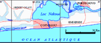  <p>Long de 4,5 km, large de 300 m en moyenne, d'une profondeur moyenne de 5 à 6 m, le chenal coupe en deux la ville de Cotonou<br class='manualbr' />(carte : Adam et Boko,<br class='manualbr' />Le delta de l'Ouémé, 1993)</p>